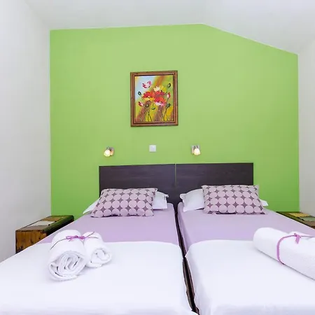 House Kovacevic شقة