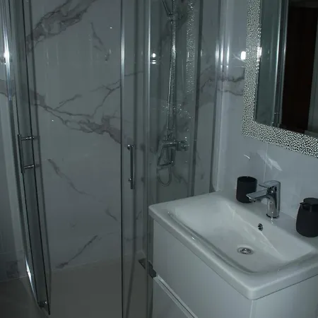 House Kovacevic ماكارسكا